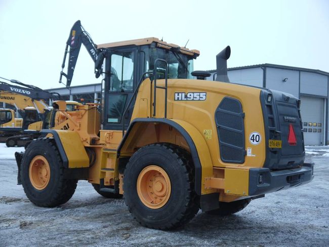 Hyundai HL 955